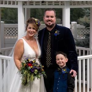 Meet your Posher, Elise